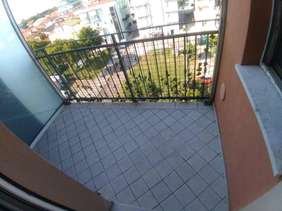 Appartamento Vista Mare Мисано Адриатико Екстериор снимка